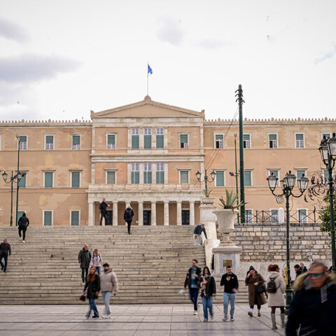 Η κανονικότητα αργεί. Το αντέχουμε;