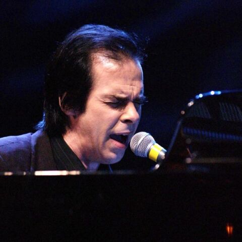 Νικ Κέιβ: Η έκθεση «Stranger Than Kindness» είναι πλέον προσβάσιμη για όλους σε ψηφιακή μορφή 