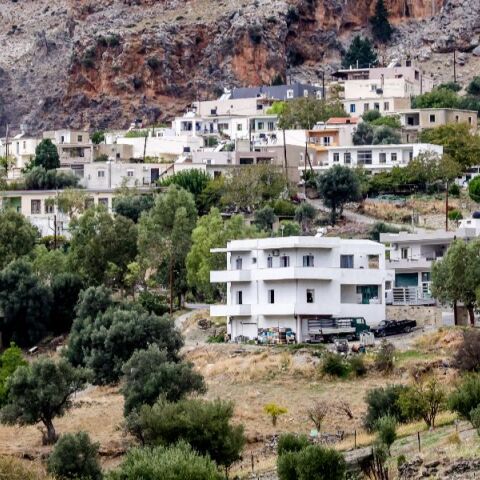 Βορίζια: Επέστρεψαν στο σχολείο τα παιδιά μετά το φονικό - Τι λέει καθηγητής Ψυχιατρικής