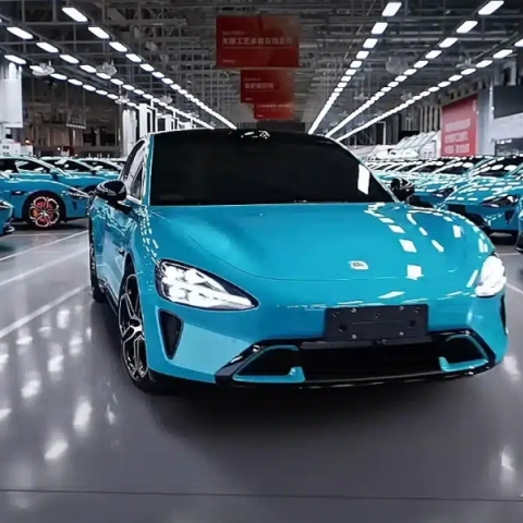 Το SU7 Ultra που κατασκευάστηκε στο Xiaomi Super Factory