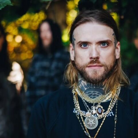 To death metal συγκότημα Vitriol διαλύθηκε εν μέσω περιοδείας, αφήνοντας τον frontman σε βενζινάδικο- Τα μέλη τον κατηγορούν για ξεσπάσματα θυμού 