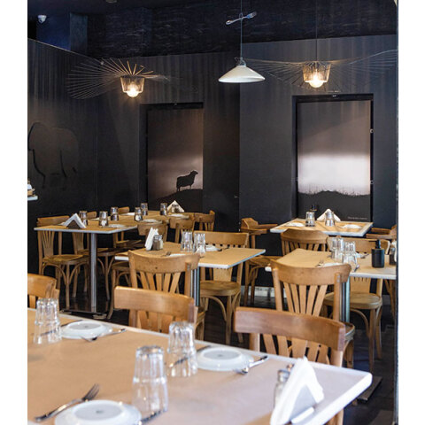 Το μαύρο πρόβατο