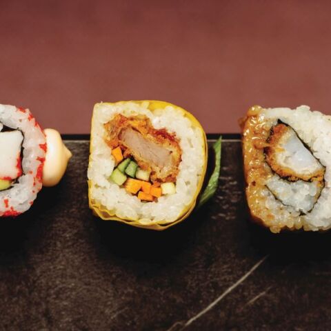 Από το Μεξικό έως την Ιαπωνία, η Αθήνα έχει μια χώρα σε κάθε της γωνιά