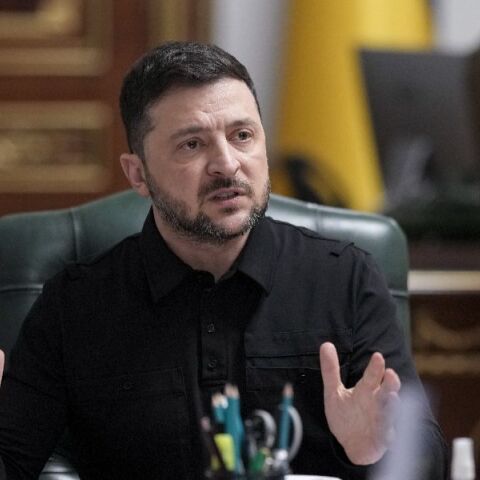 Ο Ζελένσκι σε δίλημμα: Κακή συμφωνία ή καμία συμφωνία;