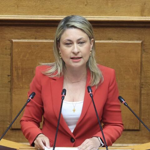 Λεκτική επίθεση δέχτηκε η βουλεύτρια της ΝΔ Χριστίνα Αλεξοπούλου στο κέντρο της Πάτρας