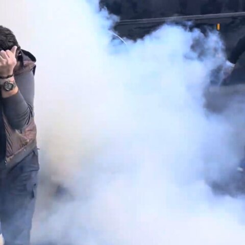  Ένταση και χημικά σε Πλατύκαμπο και Νίκαια στη Λάρισα - Στήνουν μπλόκα οι αγρότες