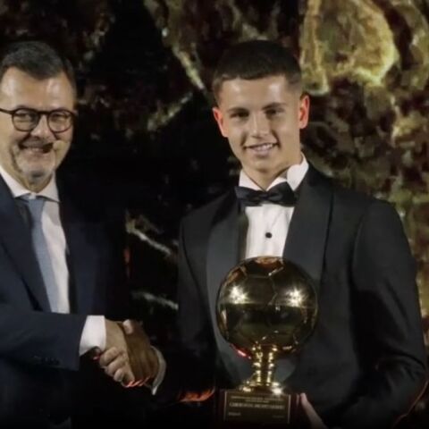 Επίσημο: Ο Χρήστος Μουζακίτης είναι ο νέος νικητής του βραβείου European Golden Boy Web 2025