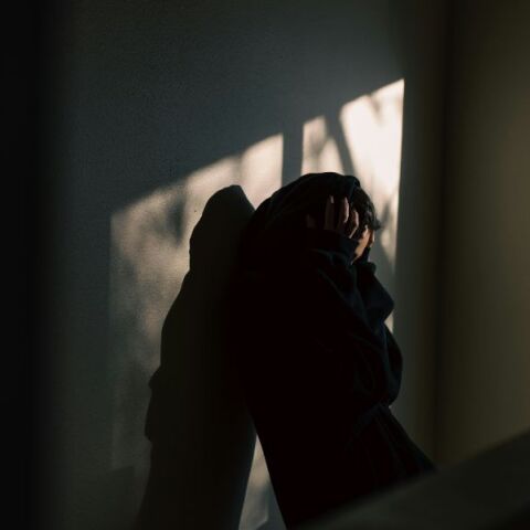 Ρόδος: Στη φυλακή ο 55χρονος που βίαζε την κόρη του και απέκτησε παιδί μαζί της