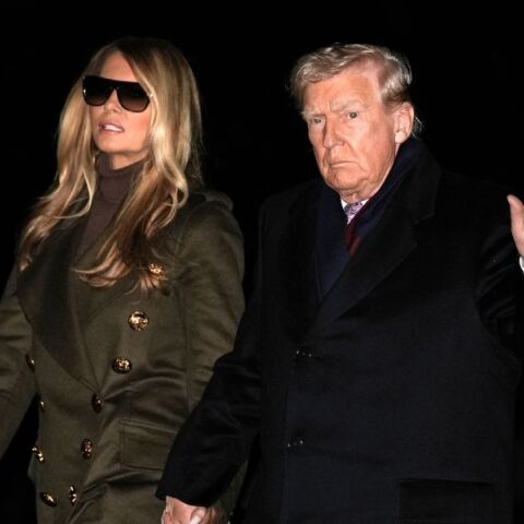 Ο Ντόναλντ Τραμπ φέρεται να έδωσε τελεσίγραφο στον Νικολάς Μαδούρο να παραιτηθεί, αλλά ο ηγέτης της Βενεζουέλας αρνήθηκε ζητώντας παγκόσμια αμνηστία.