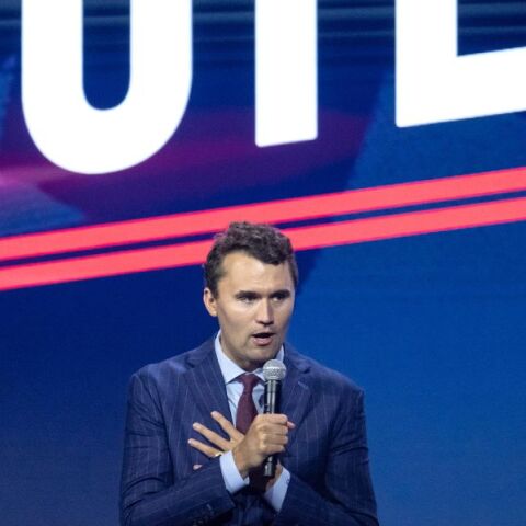 Wikipedia: Τα 20 πιο διαβασμένα λήμματα του 2025 - Ο Τσάρλι Κερκ στην κορυφή με 45 εκατ. προβολές παγκοσμίως - Οι πιο δημοφιλείς αναζητήσεις της χρονιάς