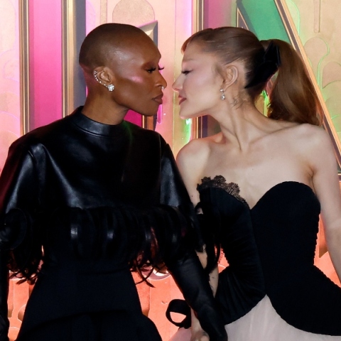 Αριάνα Γκράντε - Σίνθια Ερίβο