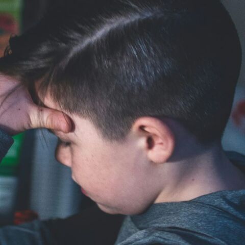 Κρήτη: Μετά από καταγγελία της γειτόνισσας συνελήφθη το ζευγάρι για την κακοποίηση 8 παιδιών τους 