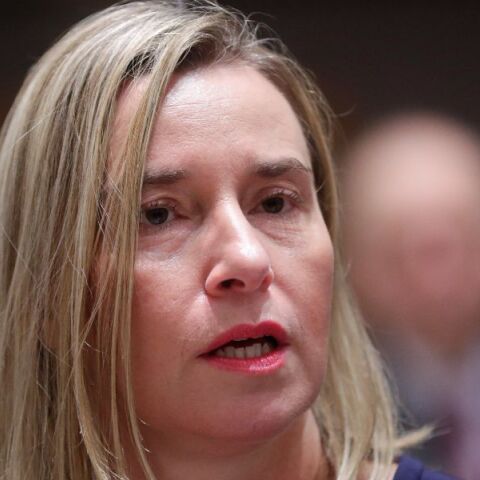 Μογκερίνι: Της απαγγέλθηκαν επίσημα κατηγορίες για διαφθορά και απάτη - Ελεύθερη υπό όρους