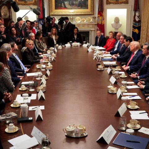 Τι έχει πάθει ο Ντόναλντ Τραμπ με τη Βενεζουέλα;