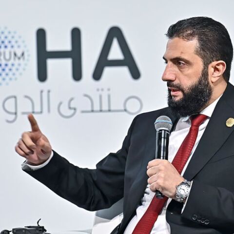 Explainer: Τι έχει αλλάξει στη Συρία έναν χρόνο μετά την ανατροπή του Μπασάρ αλ Άσαντ;