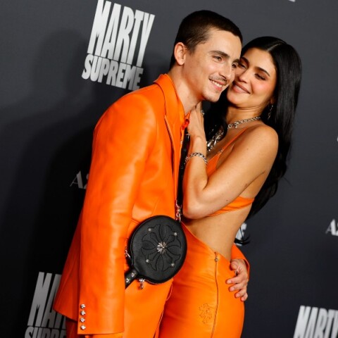 Ο Τιμοτέ Σαλαμέ και η Κάιλι Τζένερ διέψευσαν τις φήμες χωρισμού με μία κοινή εμφάνιση - Στην πρεμιέρα της ταινίας «Marty Supreme»