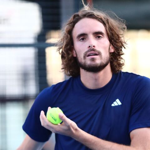 Στέφανος Τσιτσιπάς: Έχει ή όχι δίπλωμα οδήγησης; - Η αποτυχημένη προσπάθεια να δώσει σήματα το 2021