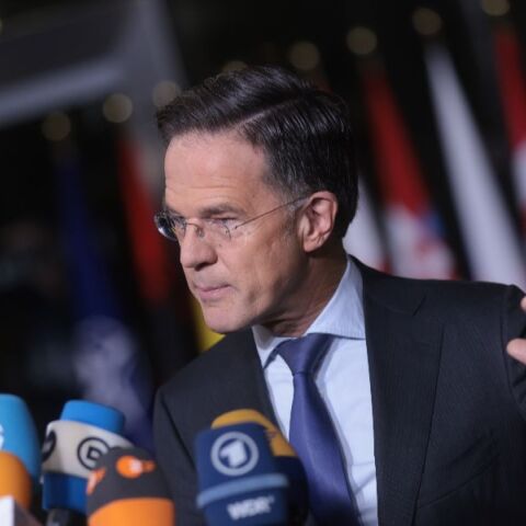 Προειδοποίηση Ρούτε: Προετοιμαστείτε για πόλεμο - Είμαστε ο επόμενος στόχος της Ρωσίας