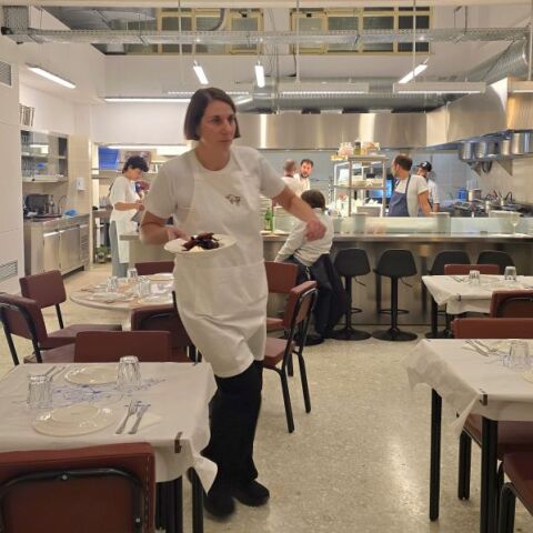 Η Ζιγκοάλα μόλις άνοιξε στην Ομόνοια και είναι το εστιατόριο που όλοι θέλουν να πάνε τώρα