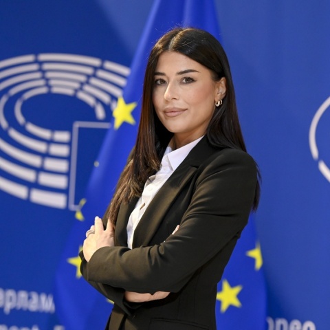 Αφροδίτη Λατινοπούλου