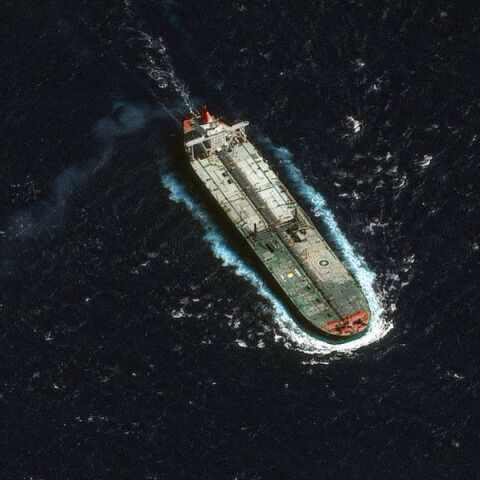 Ο Ντόναλντ Τραμπ δεν αποκλείει πόλεμο με τη Βενεζουέλα - Νέες κατηγορίες προς τον Μαδούρο - Δηλώνει πως μπορεί να δράσει χωρίς την έγκριση του Κογκρέσου.