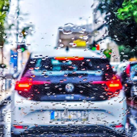 Χειμωνιάτικο το σκηνικό του καιρού τη Δευτέρα 22 Δεκεμβρίου - Βροχές στα νότια, βοριάδες έως 6 μποφόρ και παγετός στη Μακεδονία. 