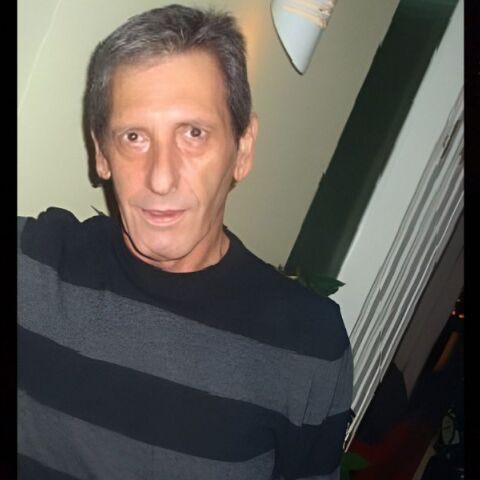 Πέθανε σήμερα σε ηλικία 67 χρόνων ο δημοσιογράφος της ΕΡΤ Ξενοφών Ζηκίδης, σύμφωνα με ανακοίνωση που εξέδωσε το Διοικητικό Συμβούλιο της ΕΣΗΕΑ.