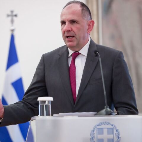 Γεραπετρίτης: H Bενεζουέλα να αποφασίσει για το μέλλον της - Η Ελλάδα θα υποστηρίξει το Διεθνές Δίκαιο