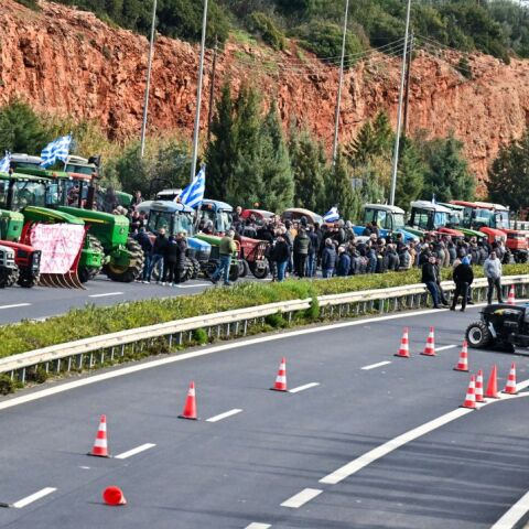 To μπλόκο της Νεμέας για το οποίο άνοιξε δικογραφία σύμφωνα με την ΕΛ.ΑΣ