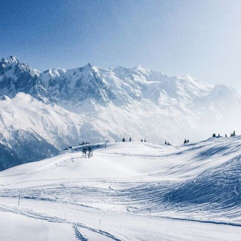 Κόκκινο pixel στο χιόνι: Πώς η Τεχνητή Νοημοσύνη έλυσε μυστήριο μηνών με αγνοούμενο ορειβάτη