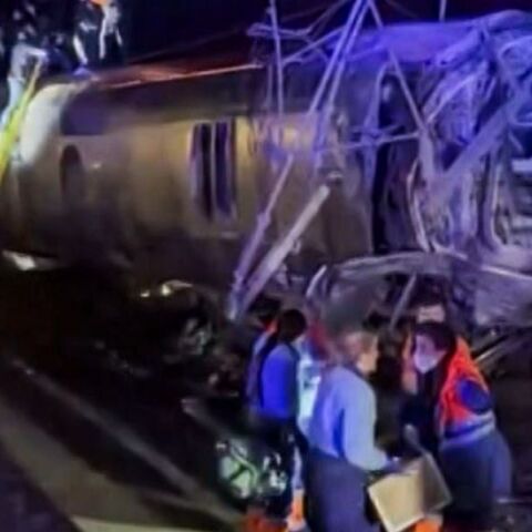 Ισπανία: Βίντεο μέσα από βαγόνι - Επιβάτες σε κατάσταση σοκ ακούνε οδηγίες