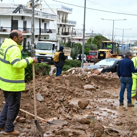 Η εικόνα μετά το πέρασμα της κακοκαιρίας από την Άνω Γλυφάδα
