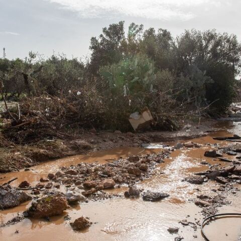 Κακοκαιρία στη Βάρη: Οι κάτοικοι μετά τις πλημμύρες ζουν με τον φόβο του πλιάτσικου 