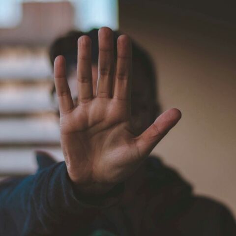 Στο νοσοκομείο 13χρονος μετά από επίθεση 10 ανηλίκων στον Άλιμο - Φέρει κάταγμα στο πρόσωπο - Σε εξέλιξη έρευνα για τον εντοπισμό των δραστών