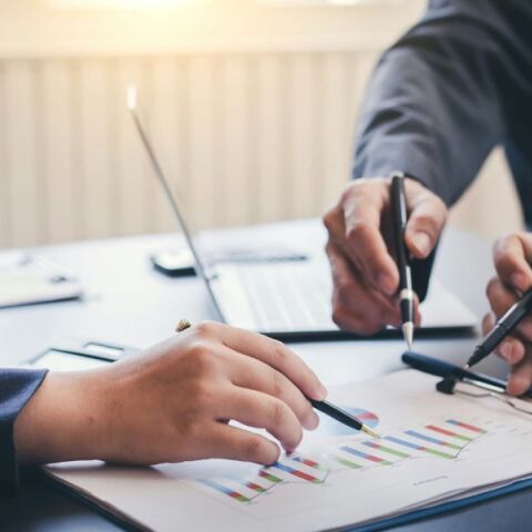 Ελληνικό Πάνελ Οικονομολόγων του ΚΕΦΙΜ: Οι επιδοτήσεις χωρίς αναπτυξιακά κριτήρια δεν σώζουν την περιφέρεια - Τονίζει την ανάγκη για στοχευμένες πολιτικές.