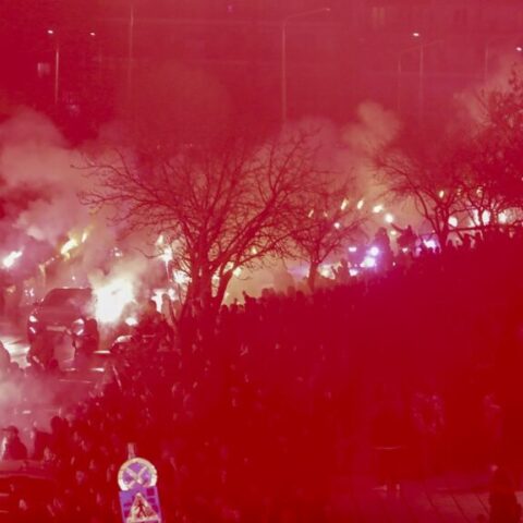 Ανατριχιαστικές εικόνες - Στην Τούμπα οι σοροί των επτά οπαδών του ΠΑΟΚ