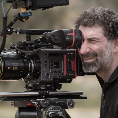 Ο Γιάννης Οικονομίδης στα γυρίσματα της "Σπασμένης φλέβας"