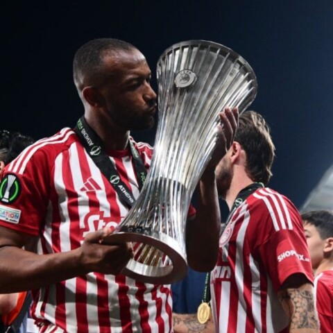 UEFA: Θυμήθηκε το ιστορικό γκολ του Ελ Κααμπί απέναντι στη Φιορεντίνα στον τελικό του Conference League