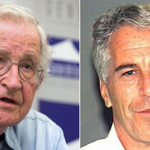 Αλληλογραφία δείχνει ότι ο Νόαμ Τσόμσκι συμβούλεψε τον Τζέφρι Έπσταϊν να αγνοήσει τη «φρενίτιδα» των ΜΜΕ για τις κατηγορίες εις βάρος του.