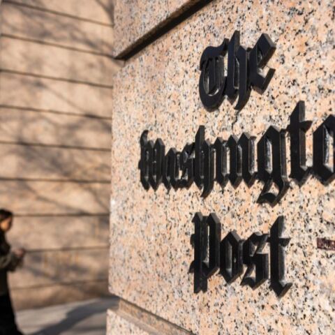 H Washington Post απέλυσε το 1/3 του προσωπικού της, προκαλώντας ανησυχία για το μέλλον της ιστορικής εφημερίδας υπό την πίεση της κυβέρνησης Τραμπ.