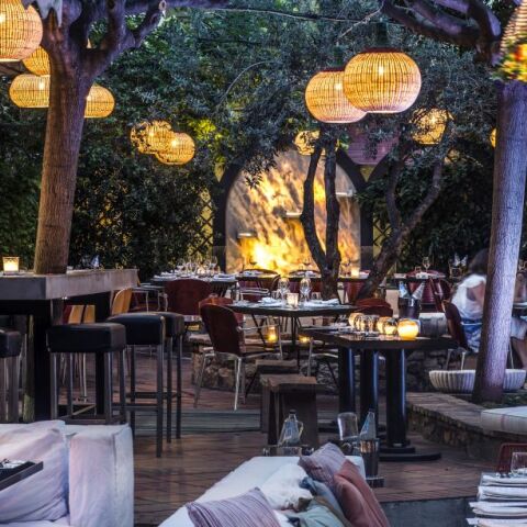 Βραβεία αναγνωστών 2025: Το καλύτερο Bar Restaurant για το 2025