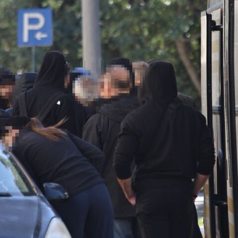 Λαθραία τσιγάρα: Πώς δρούσε το μεγάλο κύκλωμα - Το «καρούμπαλο» και τα «γαιδούρια»