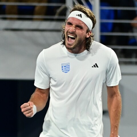 Τσιτσιπάς: Έχω να παίξω πάνω από μια 10ετία σε τόσο κακό γήπεδο