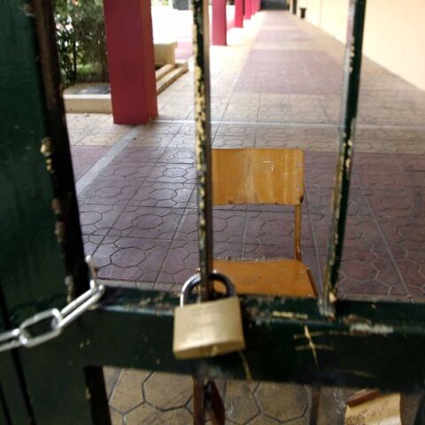 Χαλάνδρι: Γονείς καταγγέλλουν τη διευθύντρια ότι βάζει τα παιδιά να σκάβουν με αντάλλαγμα το σβήσιμο απουσιών