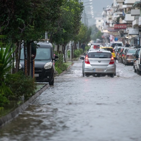Πλημμυρισμένος δρόμος στην Ηλεία