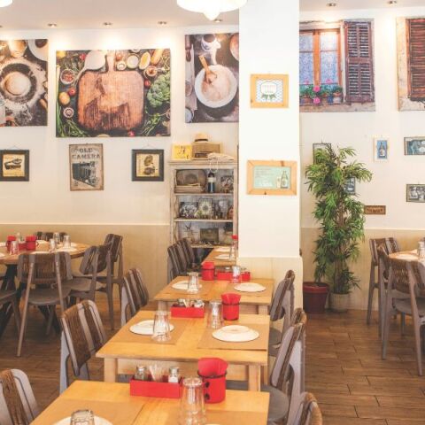 Κυβέλη: Οι νοστιμιές της πλατείας Αγίου Γεωργίου 