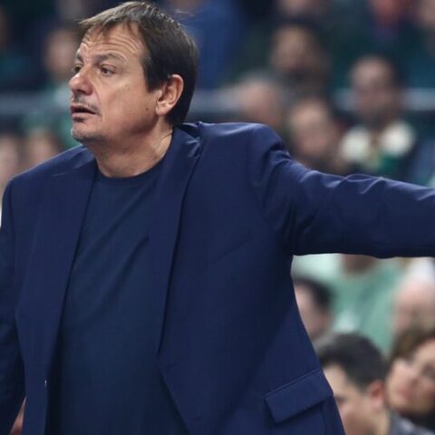 O Εργκίν Αταμάν απενεργοποίησε τον λογαριασμό του στο Instagram