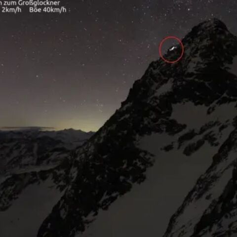 Περισσότερο από έναν χρόνο μετά τον θάνατο μιας 33χρονης που πάγωσε μέχρι θανάτου στο υψηλότερο βουνό της Αυστρίας, ο σύντροφός της δικάζεται την Πέμπτη κατηγορούμενος για ανθρωποκτονία από βαριά αμέλεια.