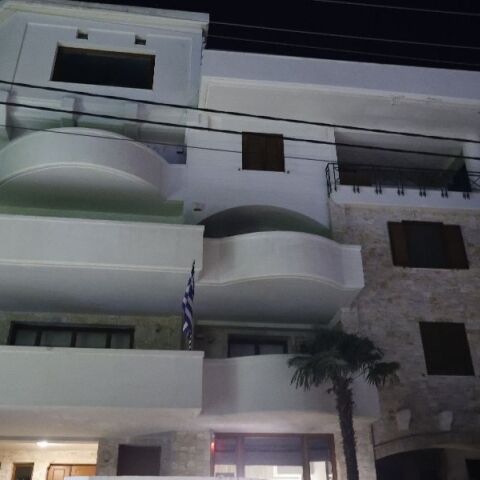 Βάρη: Πώς συνέβη η τραγωδία με δύο νεκρούς εργάτες από ηλεκτροπληξία - Συγκλονίζει περιγραφή αυτόπτη μάρτυρα