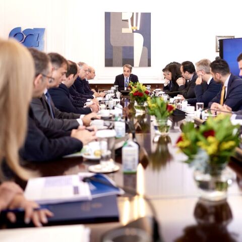 Κυβερνητικό Συμβούλιο Οικονομικής Πολιτικής - Στο Μαξίμου αύριο υπό τον Κ. Μητσοτάκη